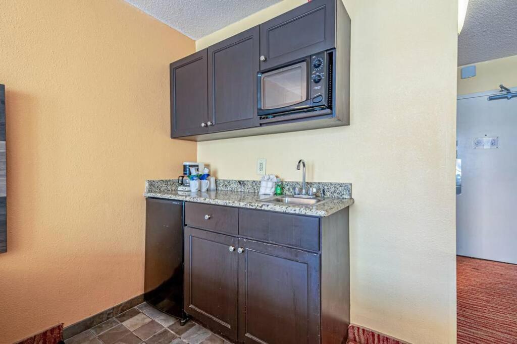 Remodeled Condo, Waterpark View At Landmark Resort Μιρτλ Μπιτς Εξωτερικό φωτογραφία
